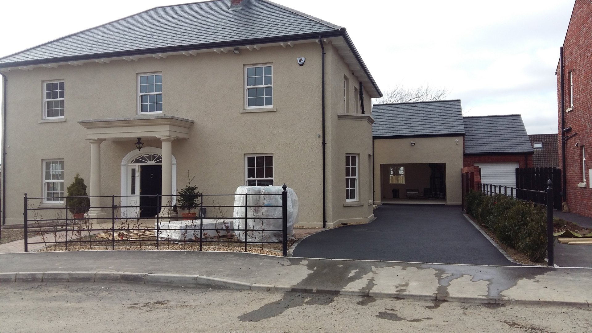 driveway Professional asphalt and bitmac specialists Morlea Ltd